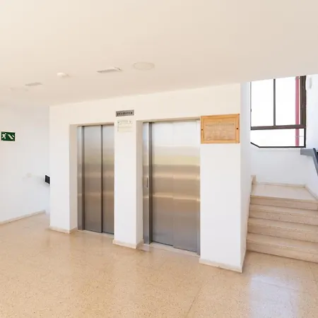 Garden View Iguazu 3 Near Yumbo Appartement