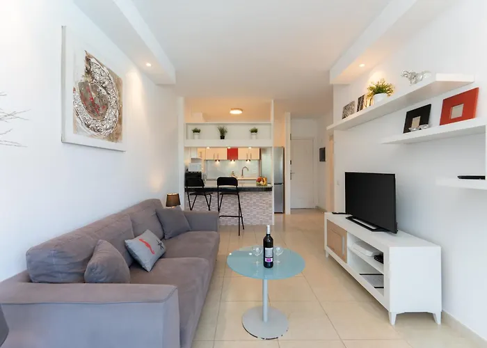 Garden View Iguazu 3 Near Yumbo * بلايا ديل إنغلز